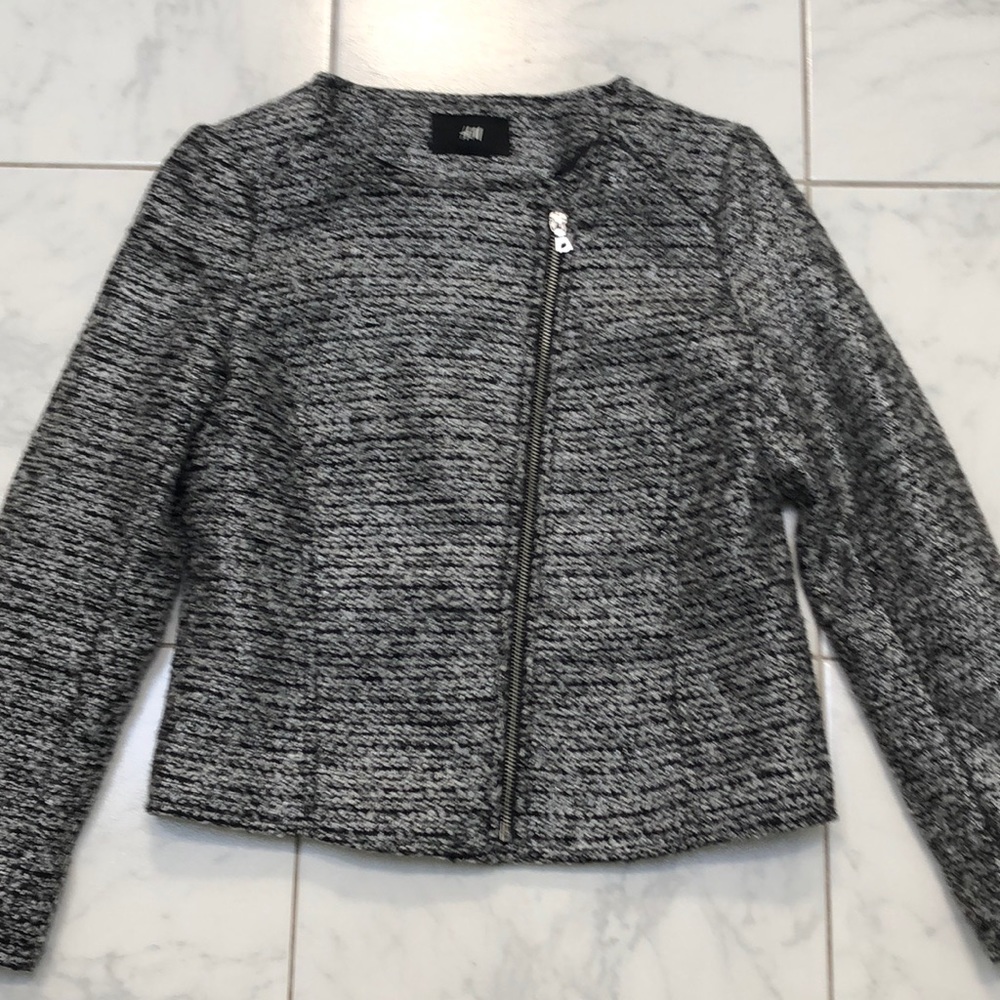 H&M Blazer - Picture 5 of 6